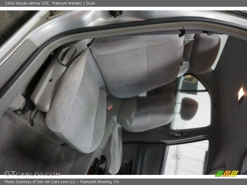 Platinum Metallic / Dusk 1999 Nissan Altima GXE