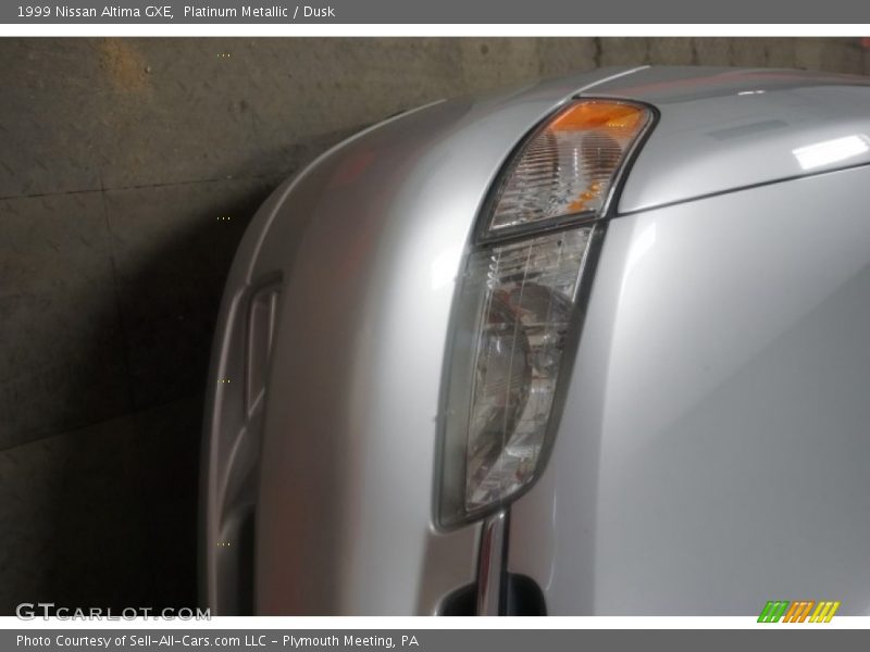 Platinum Metallic / Dusk 1999 Nissan Altima GXE