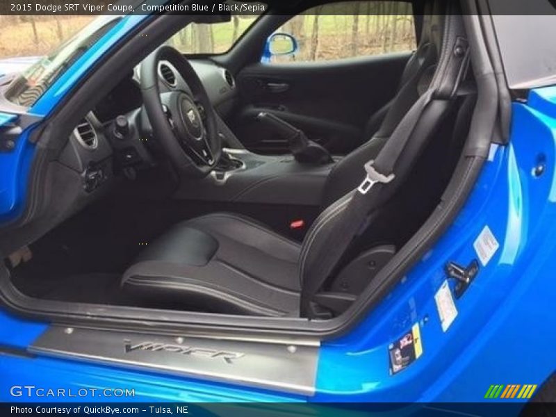  2015 SRT Viper Coupe Black/Sepia Interior