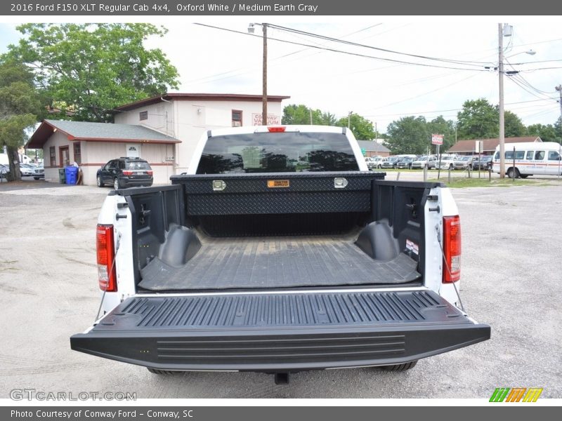 Oxford White / Medium Earth Gray 2016 Ford F150 XLT Regular Cab 4x4