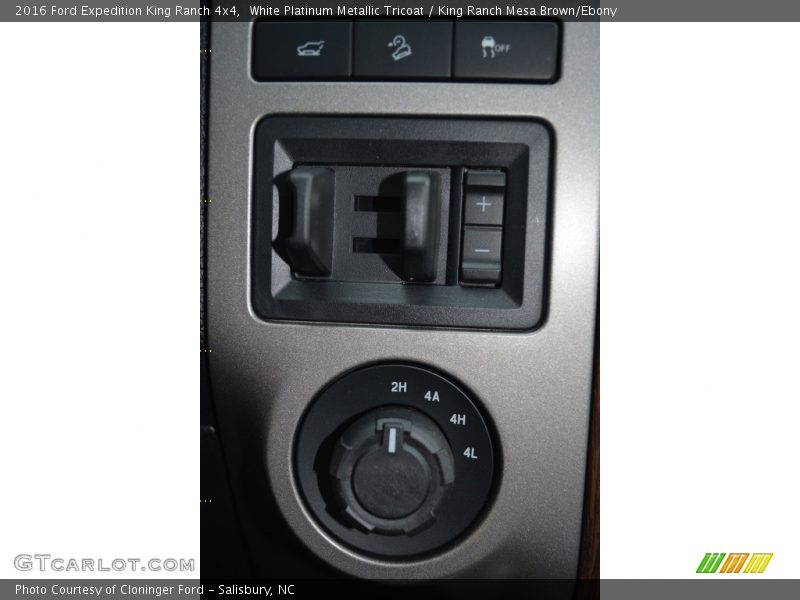 White Platinum Metallic Tricoat / King Ranch Mesa Brown/Ebony 2016 Ford Expedition King Ranch 4x4