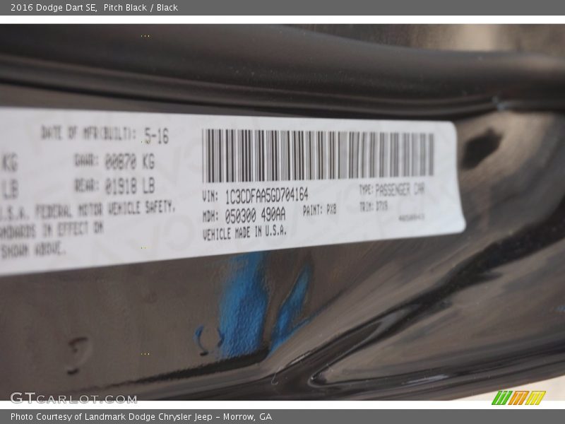 Pitch Black / Black 2016 Dodge Dart SE