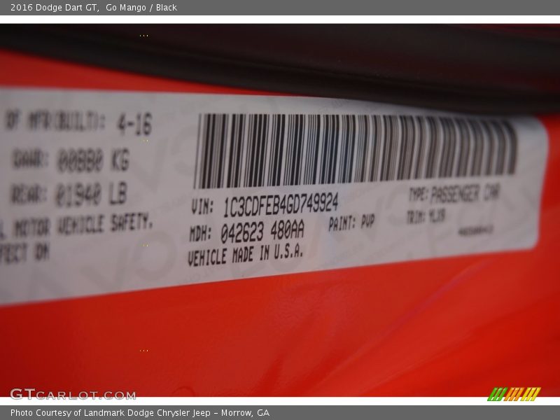 Go Mango / Black 2016 Dodge Dart GT
