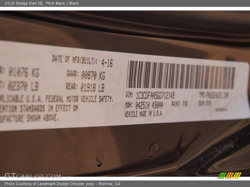 Pitch Black / Black 2016 Dodge Dart SE