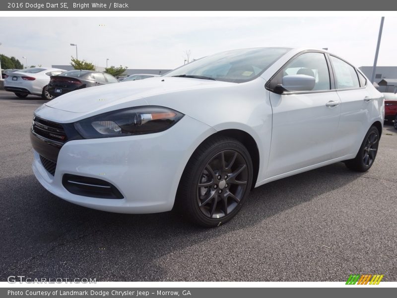 Bright White / Black 2016 Dodge Dart SE