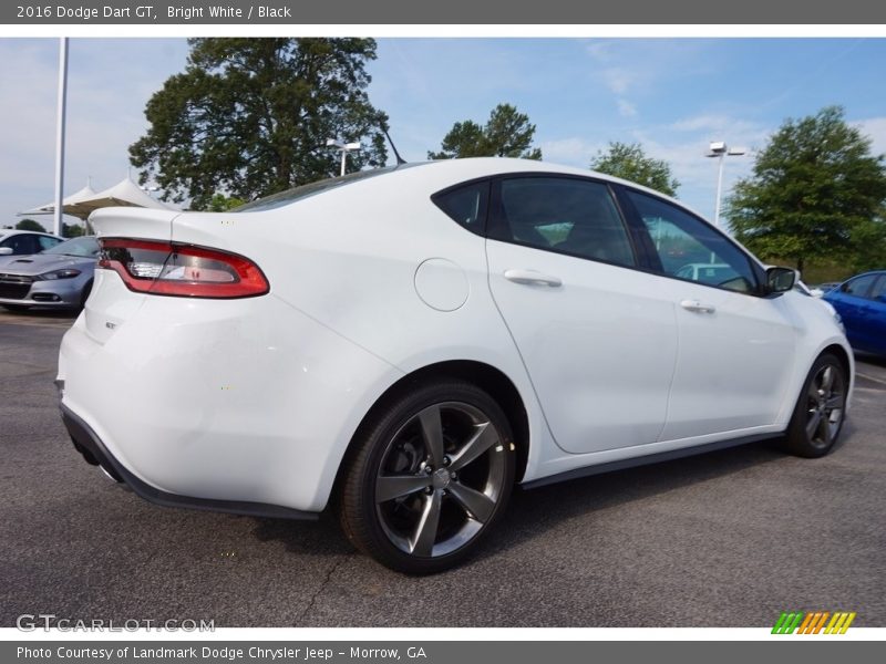 Bright White / Black 2016 Dodge Dart GT