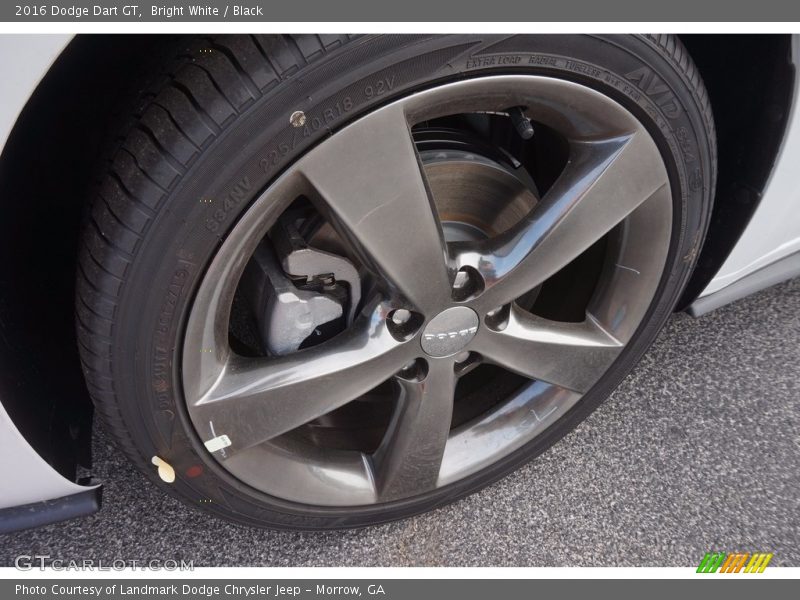Bright White / Black 2016 Dodge Dart GT