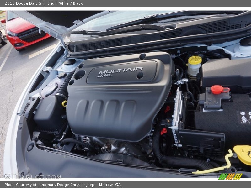 Bright White / Black 2016 Dodge Dart GT