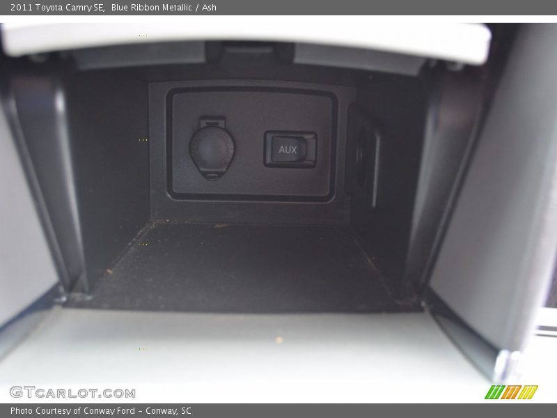 Blue Ribbon Metallic / Ash 2011 Toyota Camry SE