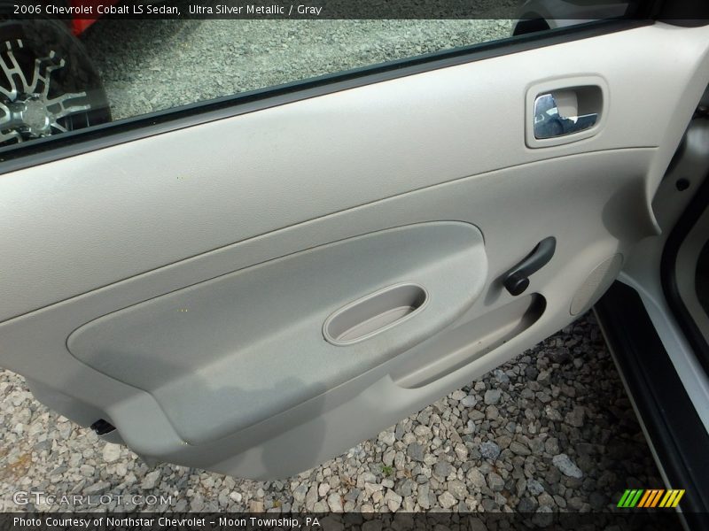 Ultra Silver Metallic / Gray 2006 Chevrolet Cobalt LS Sedan