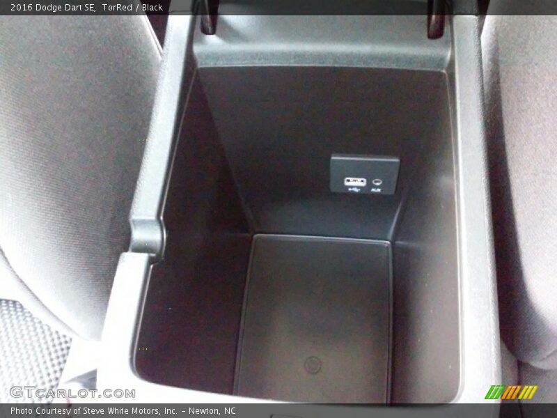 TorRed / Black 2016 Dodge Dart SE