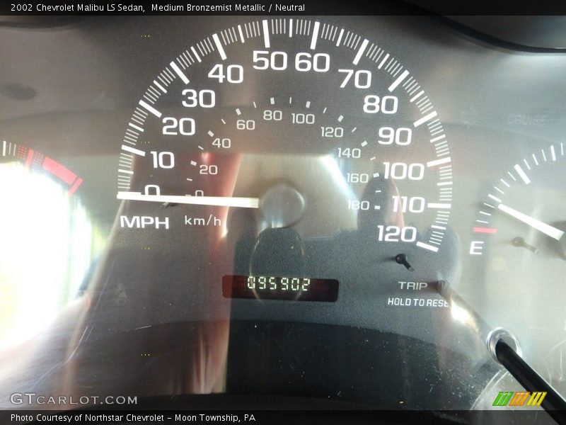 Medium Bronzemist Metallic / Neutral 2002 Chevrolet Malibu LS Sedan