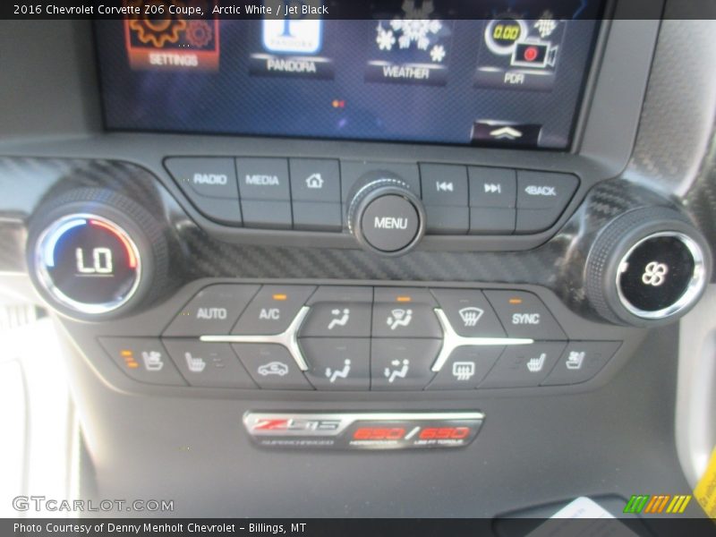 Arctic White / Jet Black 2016 Chevrolet Corvette Z06 Coupe