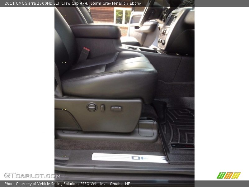 Storm Gray Metallic / Ebony 2011 GMC Sierra 2500HD SLT Crew Cab 4x4