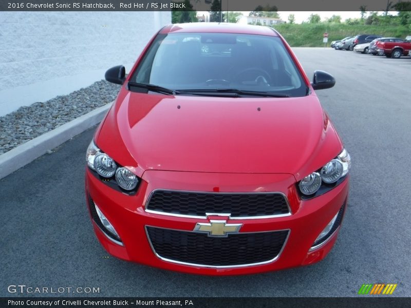 Red Hot / RS Jet Black 2016 Chevrolet Sonic RS Hatchback