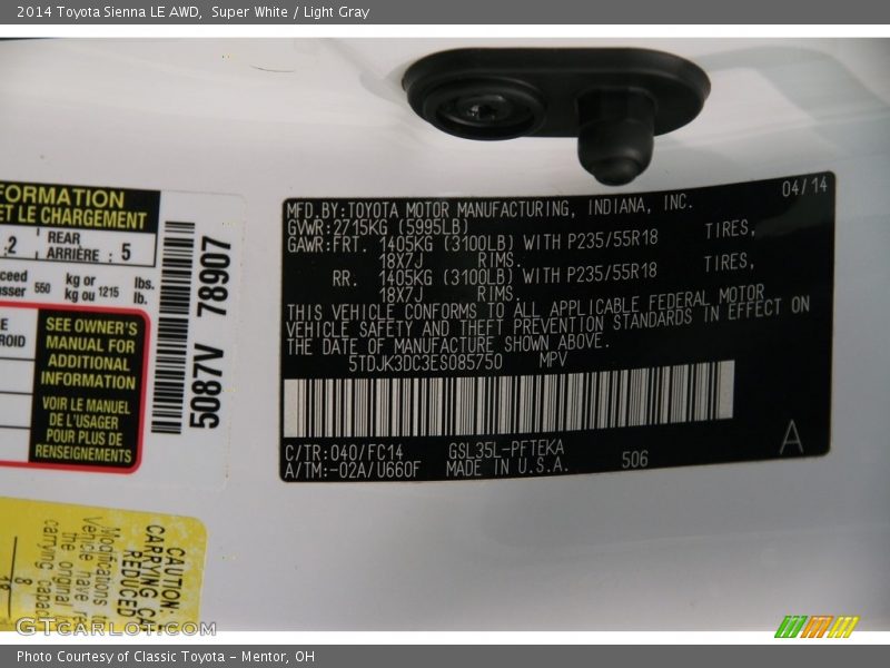 Super White / Light Gray 2014 Toyota Sienna LE AWD