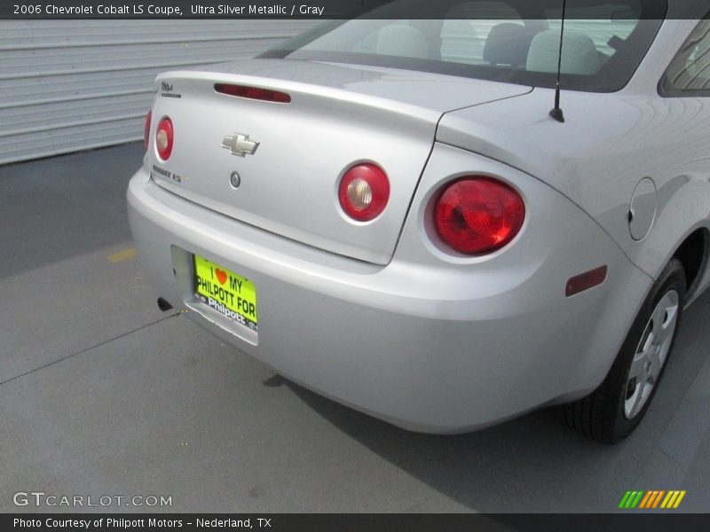 Ultra Silver Metallic / Gray 2006 Chevrolet Cobalt LS Coupe