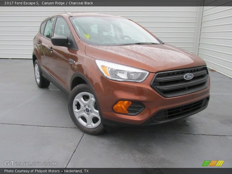Canyon Ridge / Charcoal Black 2017 Ford Escape S