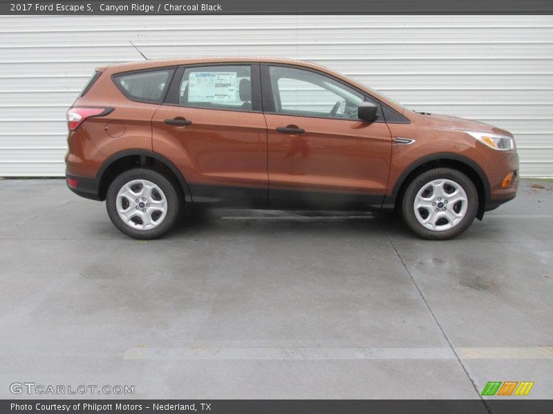Canyon Ridge / Charcoal Black 2017 Ford Escape S