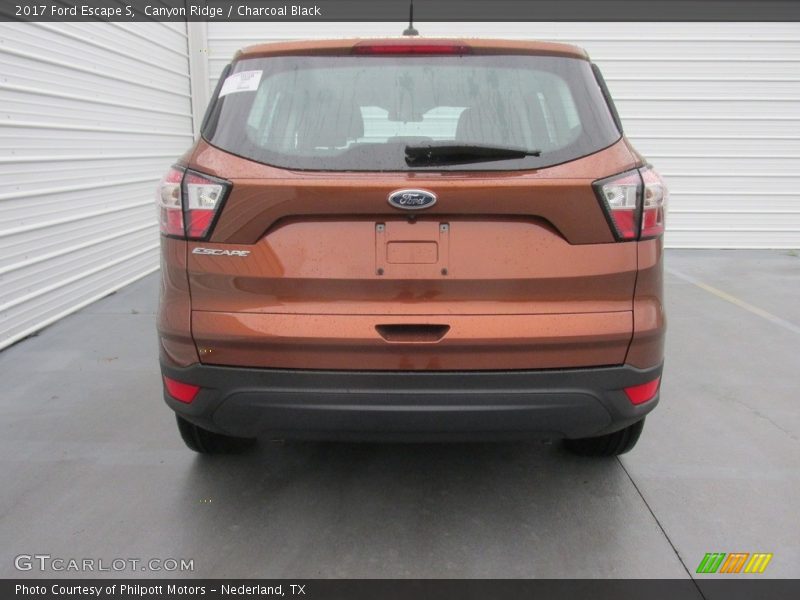 Canyon Ridge / Charcoal Black 2017 Ford Escape S