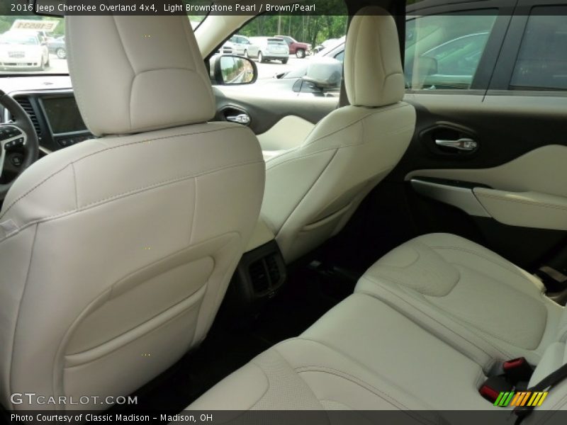 Light Brownstone Pearl / Brown/Pearl 2016 Jeep Cherokee Overland 4x4