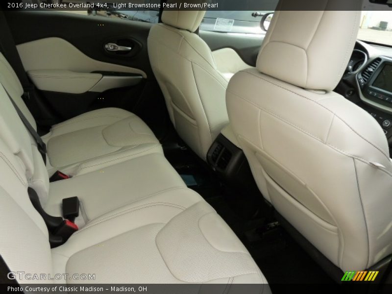Light Brownstone Pearl / Brown/Pearl 2016 Jeep Cherokee Overland 4x4