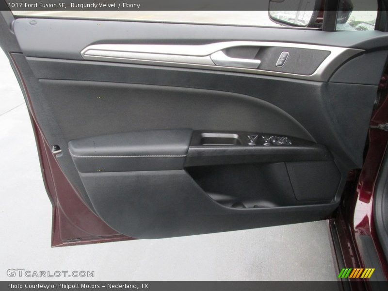 Burgundy Velvet / Ebony 2017 Ford Fusion SE