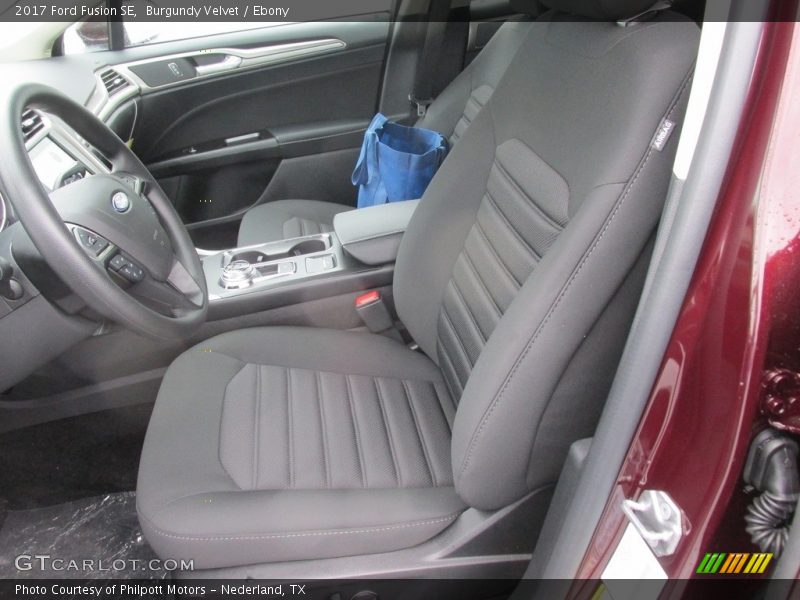 Burgundy Velvet / Ebony 2017 Ford Fusion SE