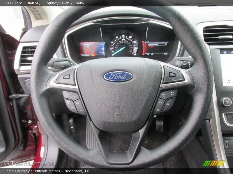 Burgundy Velvet / Ebony 2017 Ford Fusion SE