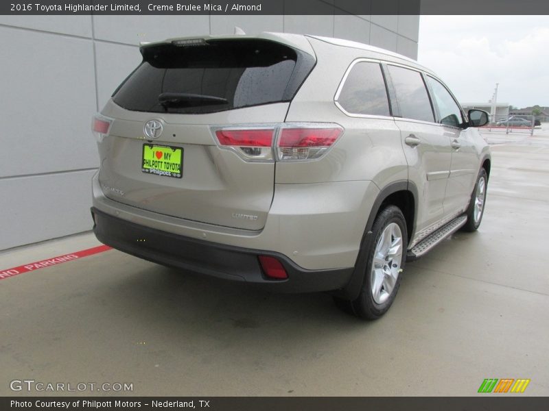 Creme Brulee Mica / Almond 2016 Toyota Highlander Limited