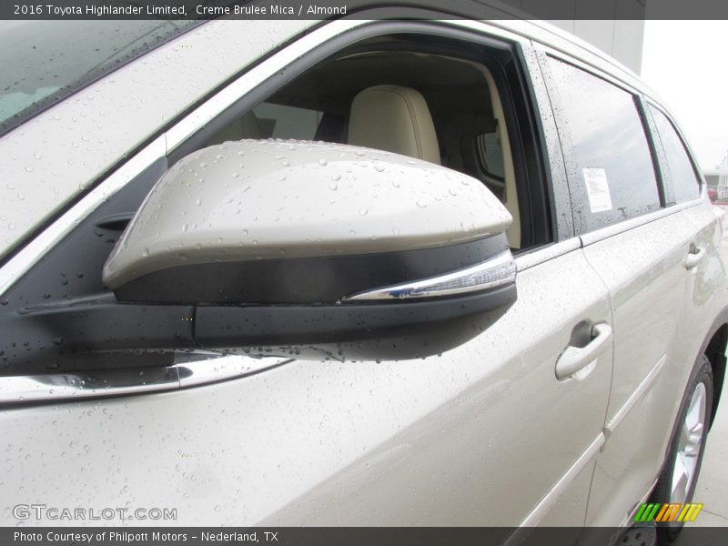 Creme Brulee Mica / Almond 2016 Toyota Highlander Limited