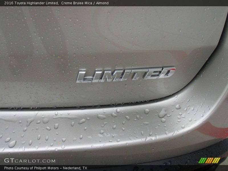 Creme Brulee Mica / Almond 2016 Toyota Highlander Limited
