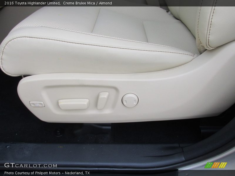 Creme Brulee Mica / Almond 2016 Toyota Highlander Limited