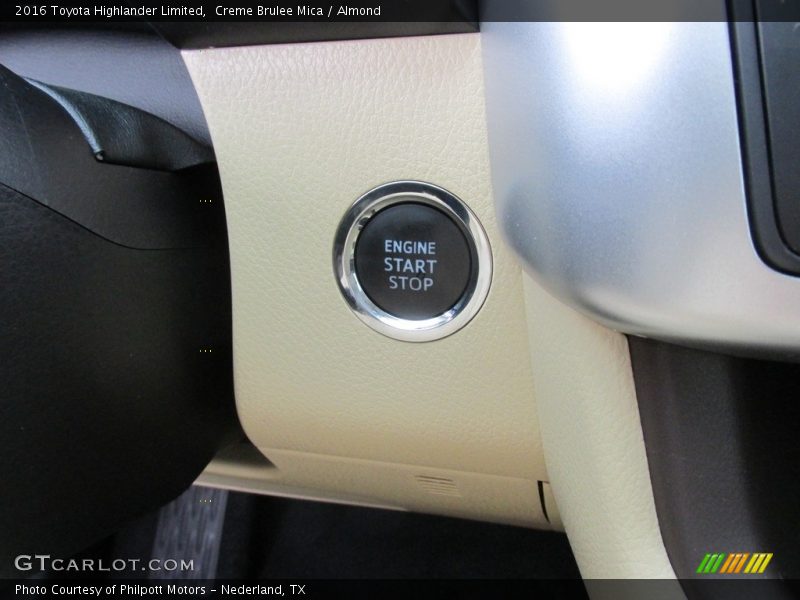 Creme Brulee Mica / Almond 2016 Toyota Highlander Limited