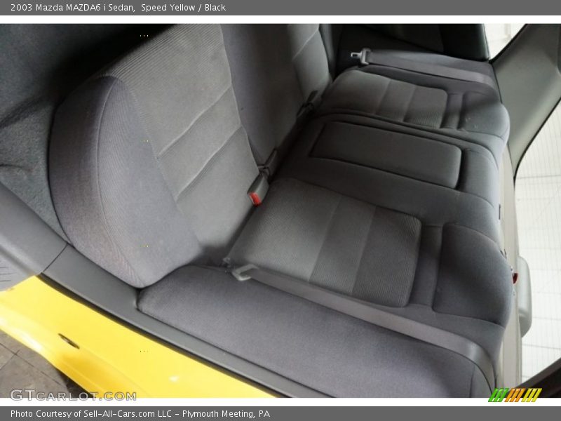 Speed Yellow / Black 2003 Mazda MAZDA6 i Sedan