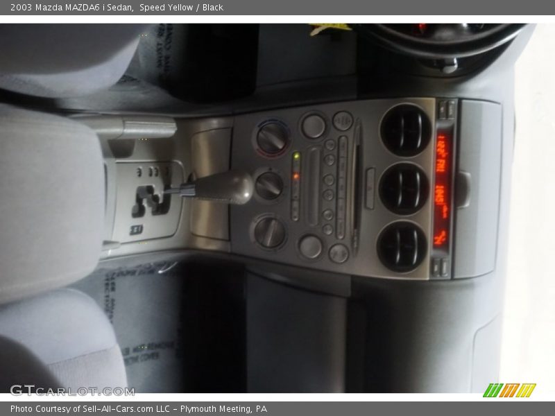 Speed Yellow / Black 2003 Mazda MAZDA6 i Sedan