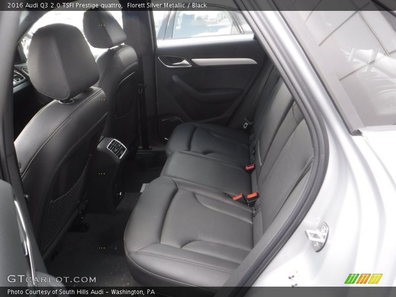 Florett Silver Metallic / Black 2016 Audi Q3 2.0 TSFI Prestige quattro