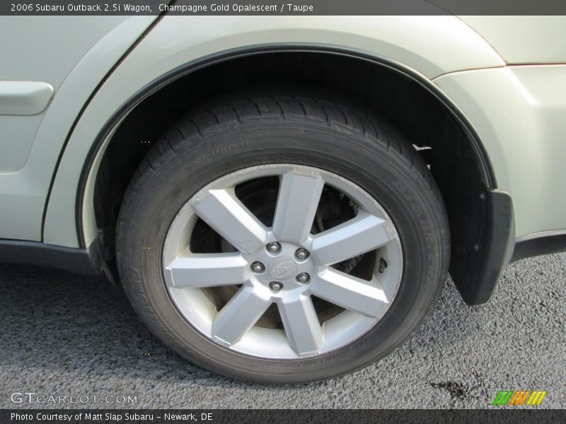 Champagne Gold Opalescent / Taupe 2006 Subaru Outback 2.5i Wagon