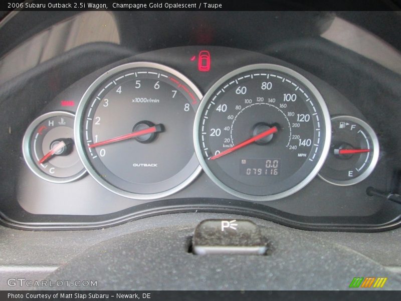 Champagne Gold Opalescent / Taupe 2006 Subaru Outback 2.5i Wagon