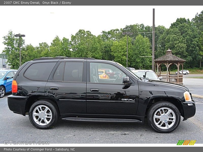 Onyx Black / Ebony 2007 GMC Envoy Denali