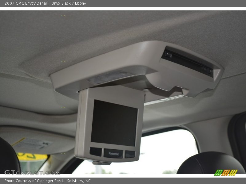 Onyx Black / Ebony 2007 GMC Envoy Denali