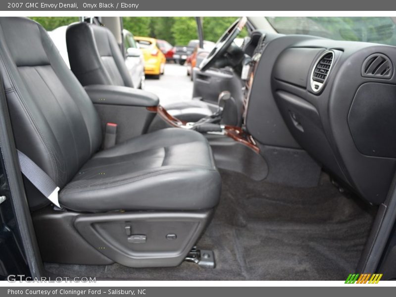 Onyx Black / Ebony 2007 GMC Envoy Denali