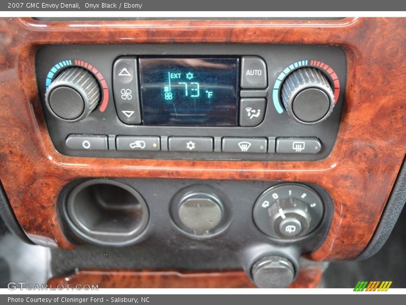 Onyx Black / Ebony 2007 GMC Envoy Denali