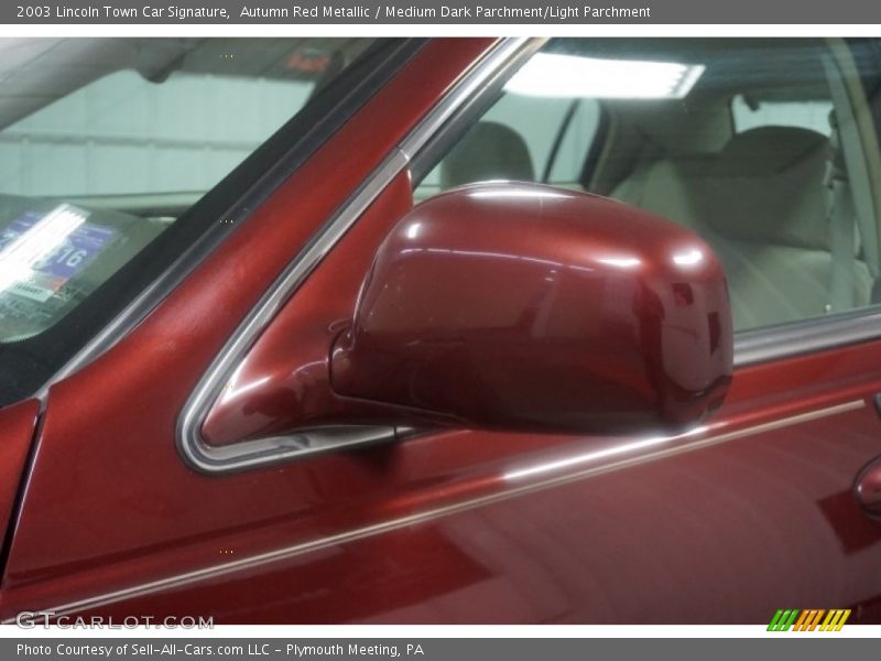 Autumn Red Metallic / Medium Dark Parchment/Light Parchment 2003 Lincoln Town Car Signature