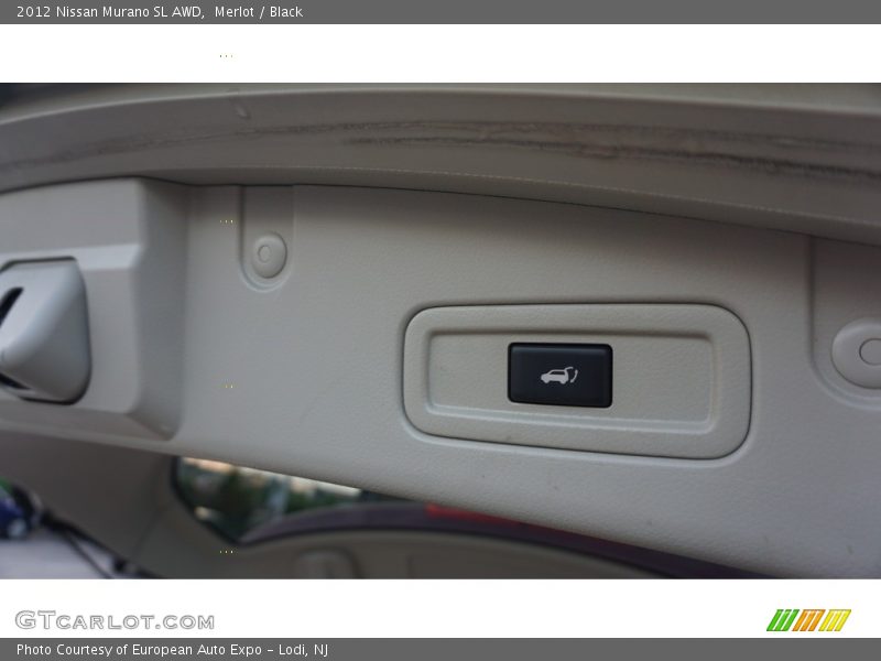 Merlot / Black 2012 Nissan Murano SL AWD