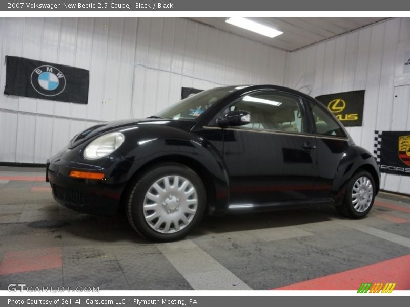 Black / Black 2007 Volkswagen New Beetle 2.5 Coupe