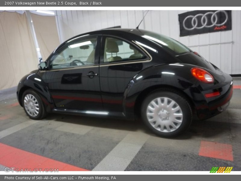 Black / Black 2007 Volkswagen New Beetle 2.5 Coupe