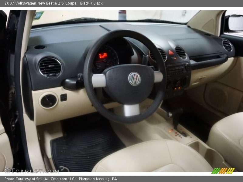 Black / Black 2007 Volkswagen New Beetle 2.5 Coupe
