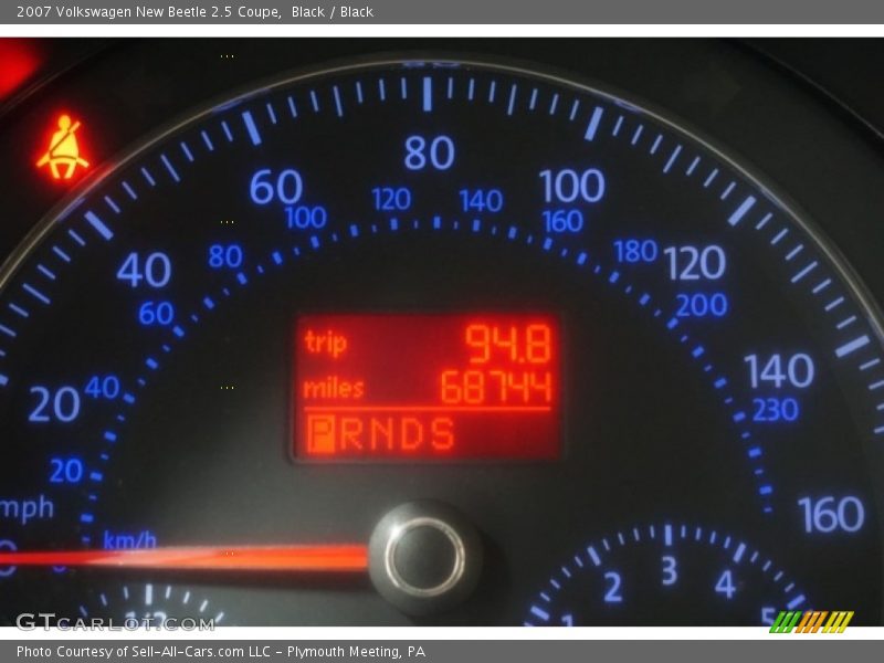 Black / Black 2007 Volkswagen New Beetle 2.5 Coupe