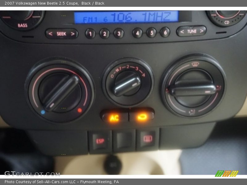Black / Black 2007 Volkswagen New Beetle 2.5 Coupe